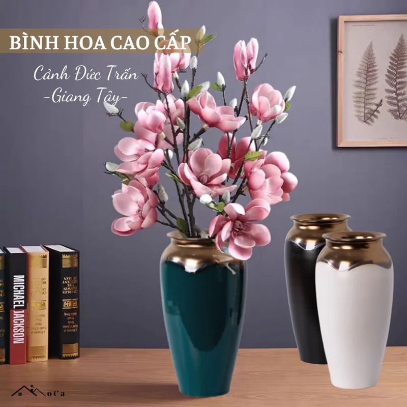 Ảnh 1: Một mẫu bình hoa độc đáo dành cho quán cafe