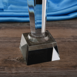 Cúp pha lê biểu tượng golf