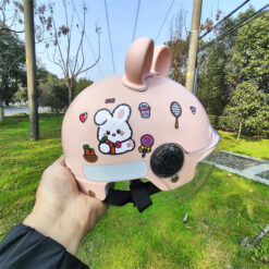 mu bao hiem tre em dat chuan 1