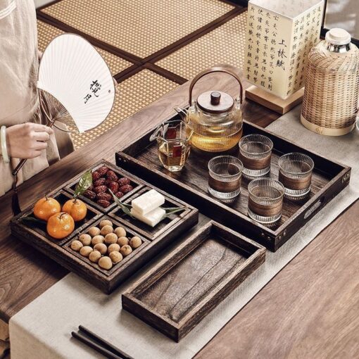 Khay gỗ đựng trà và đồ ăn nhẹ
