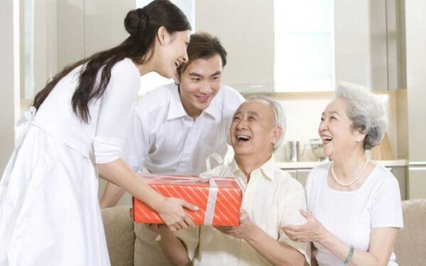 quà tặng bố mẹ